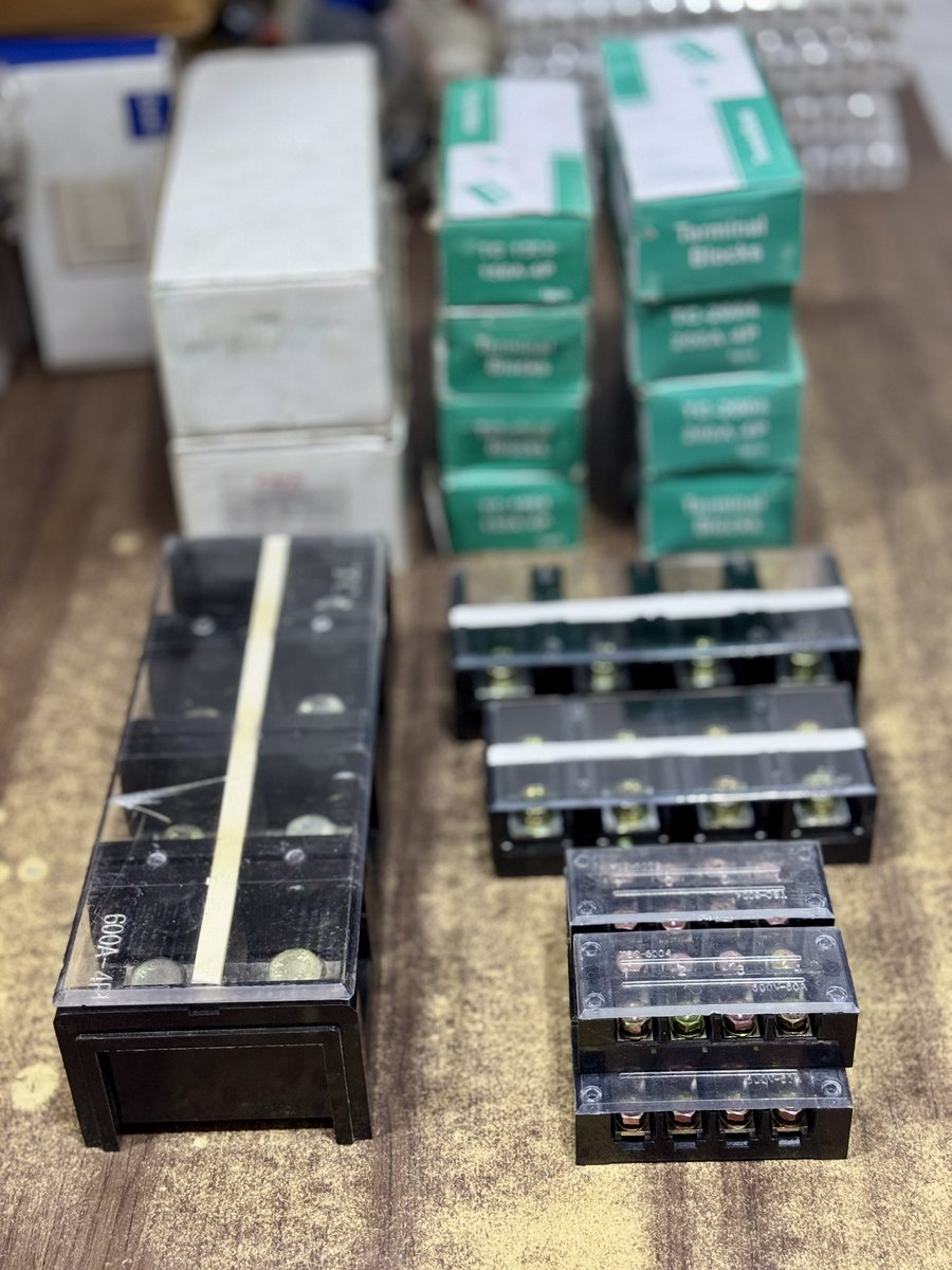 HeightsGhana's tweet image. Terminal Connectors are available for urgent supply.

We constantly expand our product offerings to meet your requirements and needs.

Take advantage of these opportunities and lead your industry!

☎️ 053-271-7780, WhatsApp: 0263-721-936

#Connectors #Industrial #ElectricalWorks