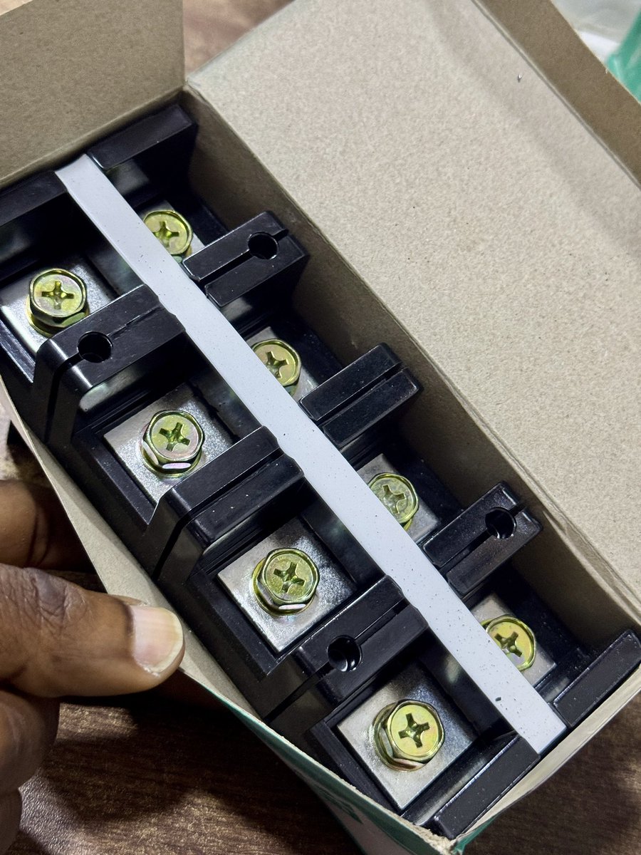 HeightsGhana's tweet image. Terminal Connectors are available for urgent supply.

We constantly expand our product offerings to meet your requirements and needs.

Take advantage of these opportunities and lead your industry!

☎️ 053-271-7780, WhatsApp: 0263-721-936

#Connectors #Industrial #ElectricalWorks