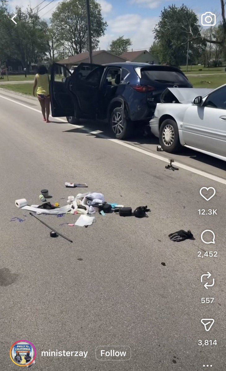 random_user332 tweet media