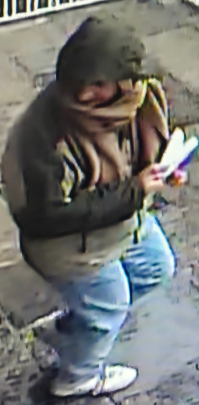 1059TheRegion's tweet image. #1059Newsroom #Vaughan 
Suspect for Identification in Hate/Bias-Motivated Incident at Vaughan Synagogue yrp.ca/en/Modules/New…