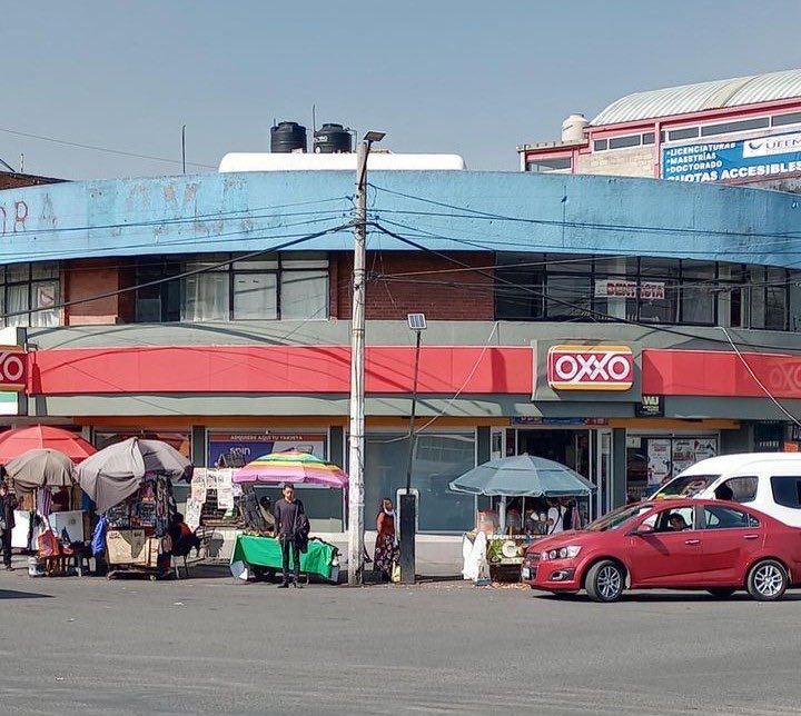 ANTEOBR's tweet photo. TLALNEPANTLA Col. La Romana PARA INVERSIONISTASu Edificio en esquina de glorieta, operando, en venta 5 locales, dos departamentos, una bodega 1000 m2 construidoso 5558074262, 5553361523 #tuViviendaResuelta https://t.co/EJozmWkf00