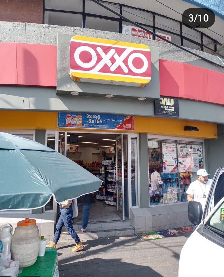 ANTEOBR's tweet photo. TLALNEPANTLA Col. La Romana PARA INVERSIONISTASu Edificio en esquina de glorieta, operando, en venta 5 locales, dos departamentos, una bodega 1000 m2 construidoso 5558074262, 5553361523 #tuViviendaResuelta https://t.co/EJozmWkf00