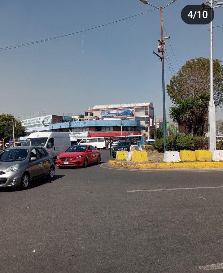 ANTEOBR's tweet photo. TLALNEPANTLA Col. La Romana PARA INVERSIONISTASu Edificio en esquina de glorieta, operando, en venta 5 locales, dos departamentos, una bodega 1000 m2 construidoso 5558074262, 5553361523 #tuViviendaResuelta https://t.co/EJozmWkf00