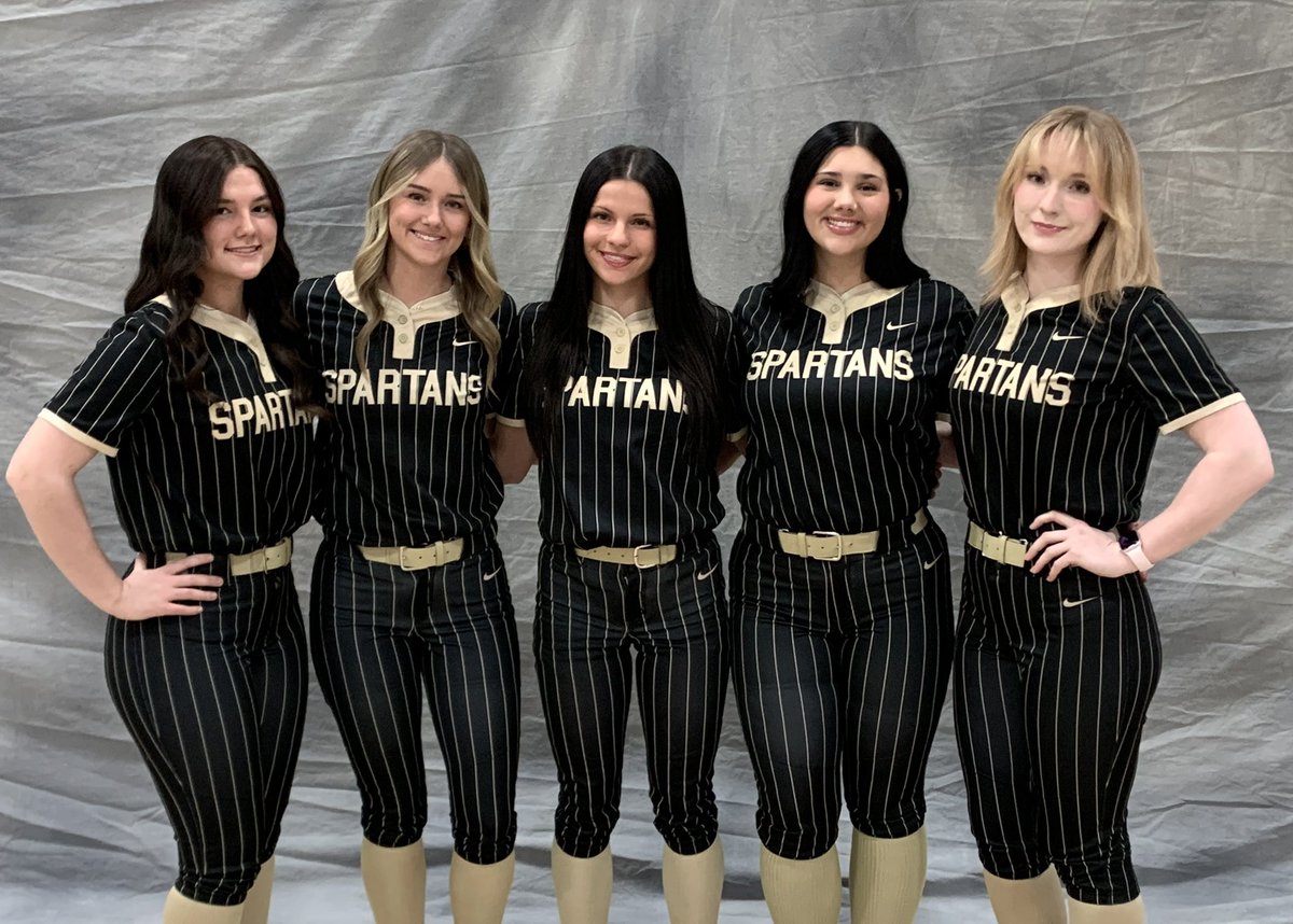 Syco_Softball's tweet photo. We are ONE WEEK away from celebrating these five on our SENIOR DAY 🥹🎓

Join us at The Swamp next Wednesday, May 6, for Senior Day against Morris. First pitch is scheduled for 4:30pm. 🥎 https://t.co/kBoBMTnp31