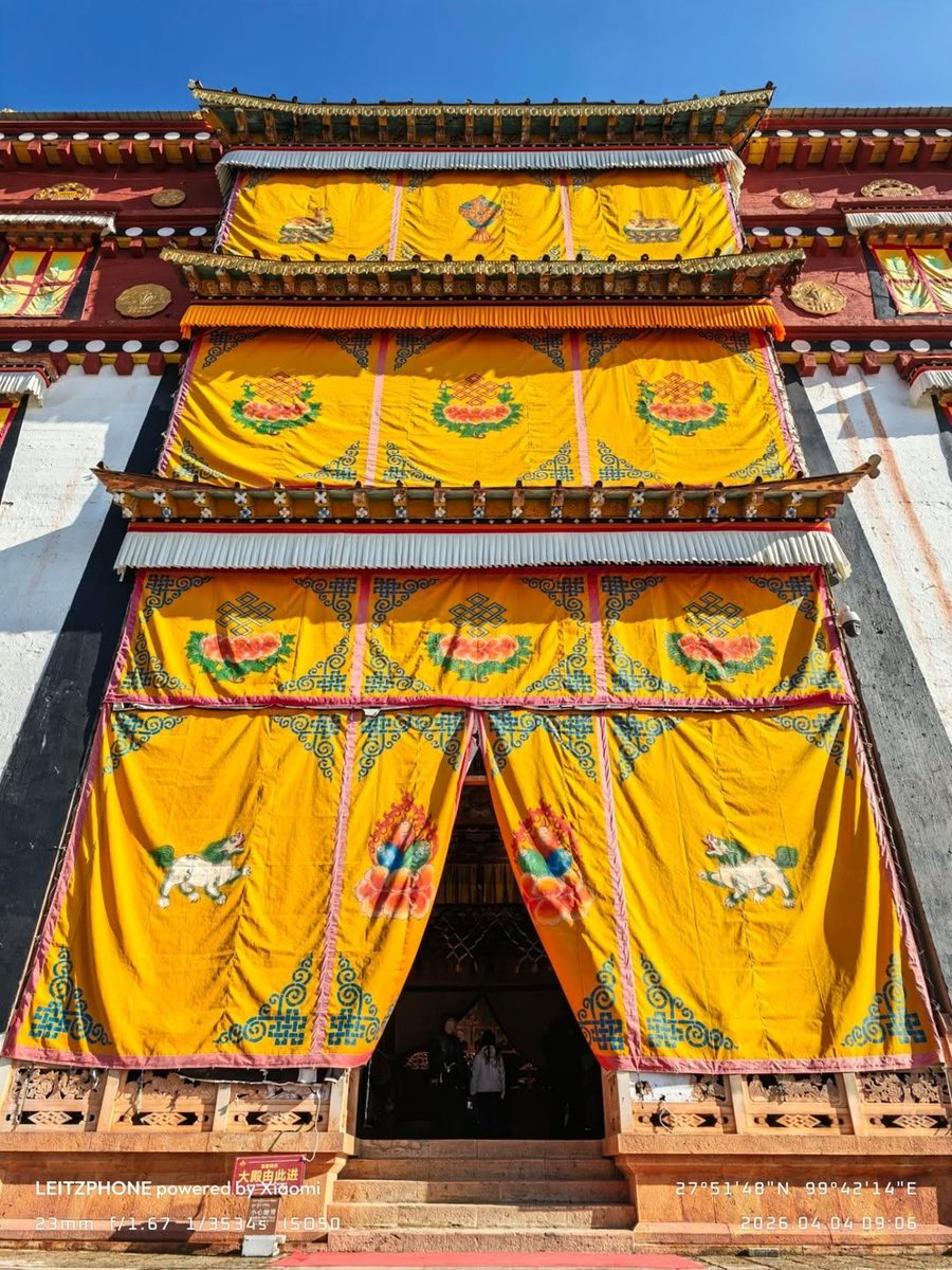 ayansonunigam's tweet image. OPPO Find X9 Ultra 🆚 Xiaomi 17 Ultra 

Which one takes better Photos ❓ 
23mm 

#OPPO #Xiaomi