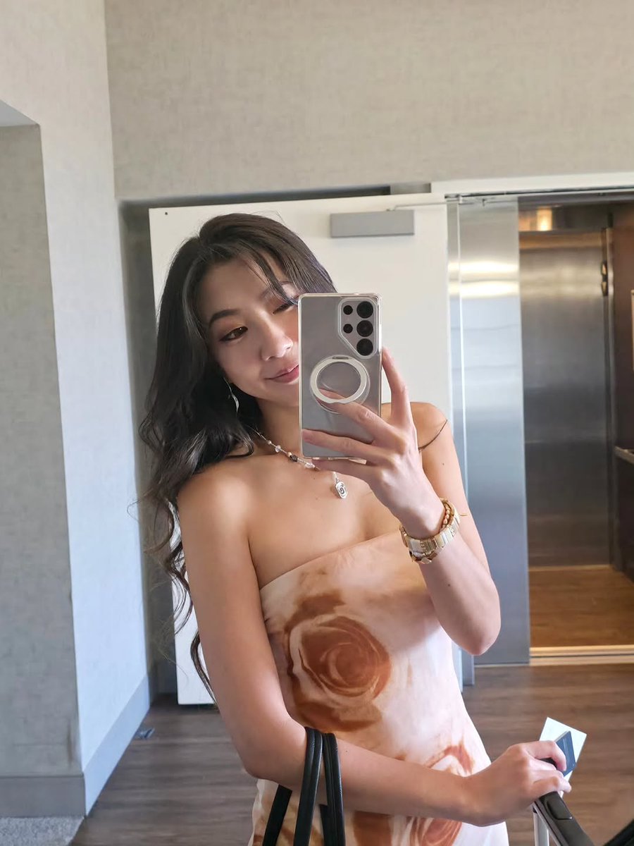 PhillipsSt64263's tweet photo. got to be a wedding guest this weekend 🥹🧡 https://t.co/JyJzDYvIaX
