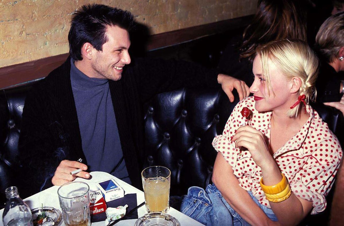 JackMulholland1's tweet image. @PattyArquette @ChristianSlater #WaybackWednesday #TrueRomance Patricia and Christian hanging out on break from filming 1992 at Club Shelter😎🍷🎬