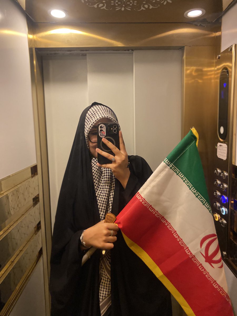شاوَرَک|shavarak🎒 tweet media