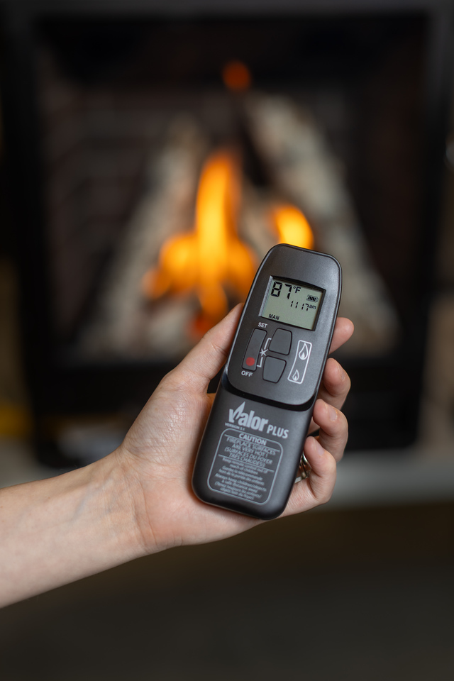 ValorFireplaces's tweet image. Did you know?

Every Valor Fireplace comes equipped with an easy-to-use remote control system, because convenience should be part of the experience from day one. For more information, visit valorfireplaces.com

#valorfireplaces #homecomfort