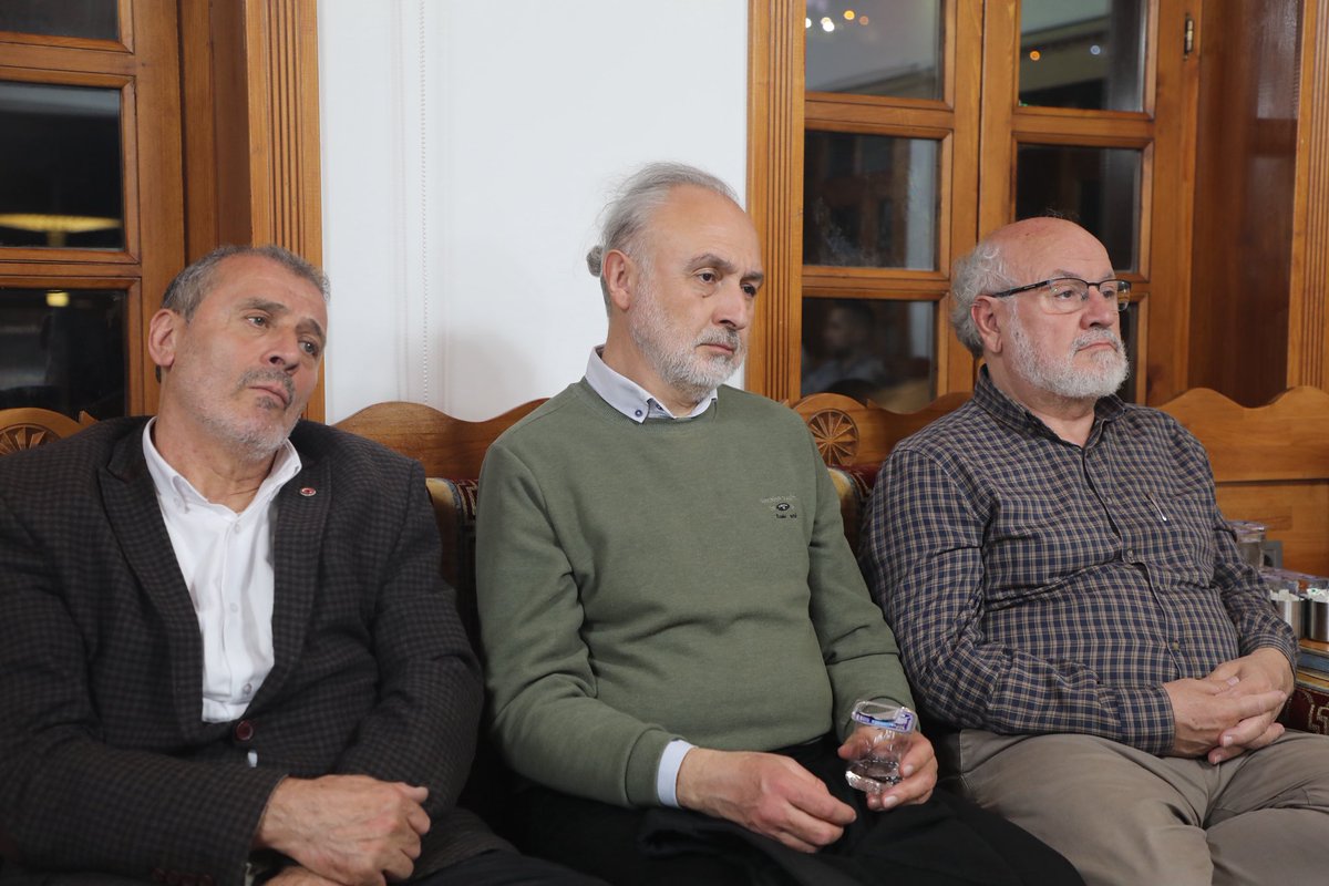 ihhankarasube's tweet photo. İyilik Buluşmalarımızda bu hafta Prof. Dr. Halid Üveysi “Gazze’deki Ateşkes Süreci ve Mescidi Aksa’nın Kapatılması”konulu konferansını gerçekleştirdi. https://t.co/TuFSZPtX0e