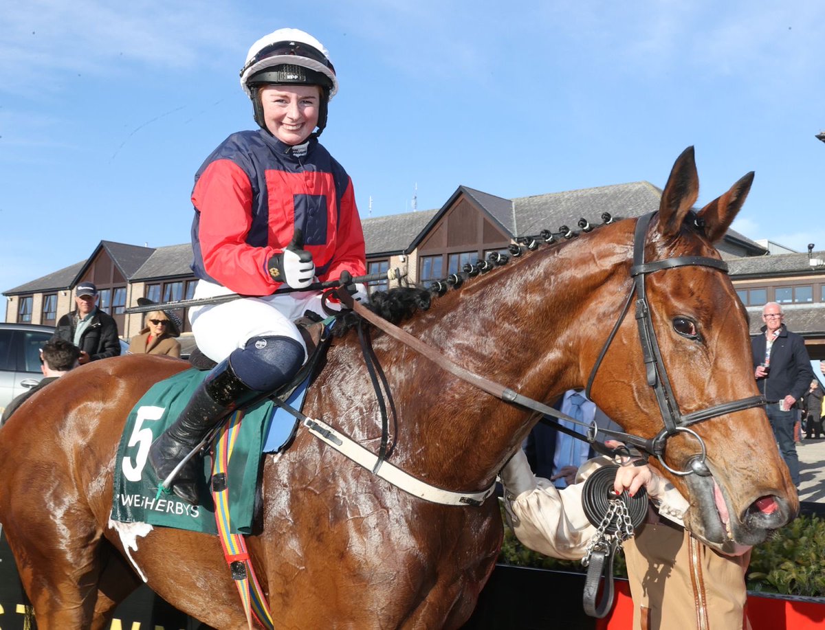 WillieMullinsNH's tweet photo. A mare on a mission 💫 

Even Tho &amp; @JodyT97 land the Grade 3 @weatherbysltd General Stud Book Irish EBF Mares Flat Race for PIL Gallop @punchestownrace this evening — a successful end to Day 2 for team Closutton❤️💙❤️

📸Caroline Norris https://t.co/zMfvJ5U9rl