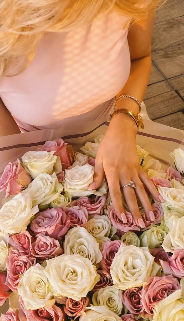 Luna Weiss tweet media