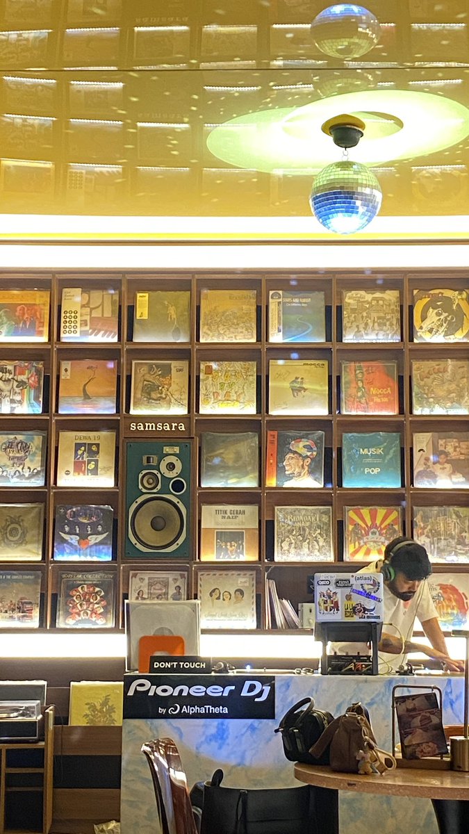 secretzz tweet media