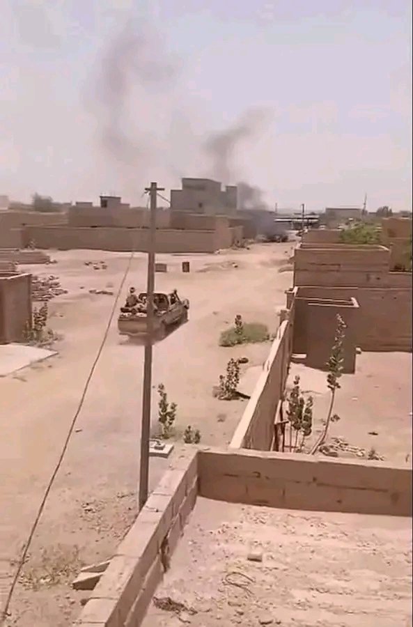 AzizHassoumi's tweet photo. À Kidal, les rebelles FLA et leurs alliés terroristes sont aux abois. C'est la débandade totale. 🇲🇱💪🙏 https://t.co/IVGNSnUS5M