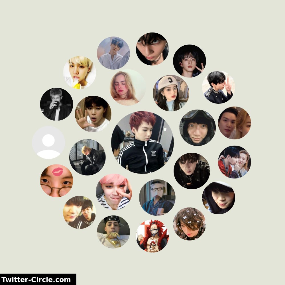 TOTI ☾ INTO THE SUN tweet media