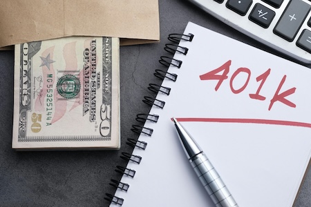 TABBGroup's tweet photo. What Economic Uncertainty Means for 401(k)s and IRAs Right Now https://t.co/L95UYgs2nK https://t.co/OmD4a6U9D0