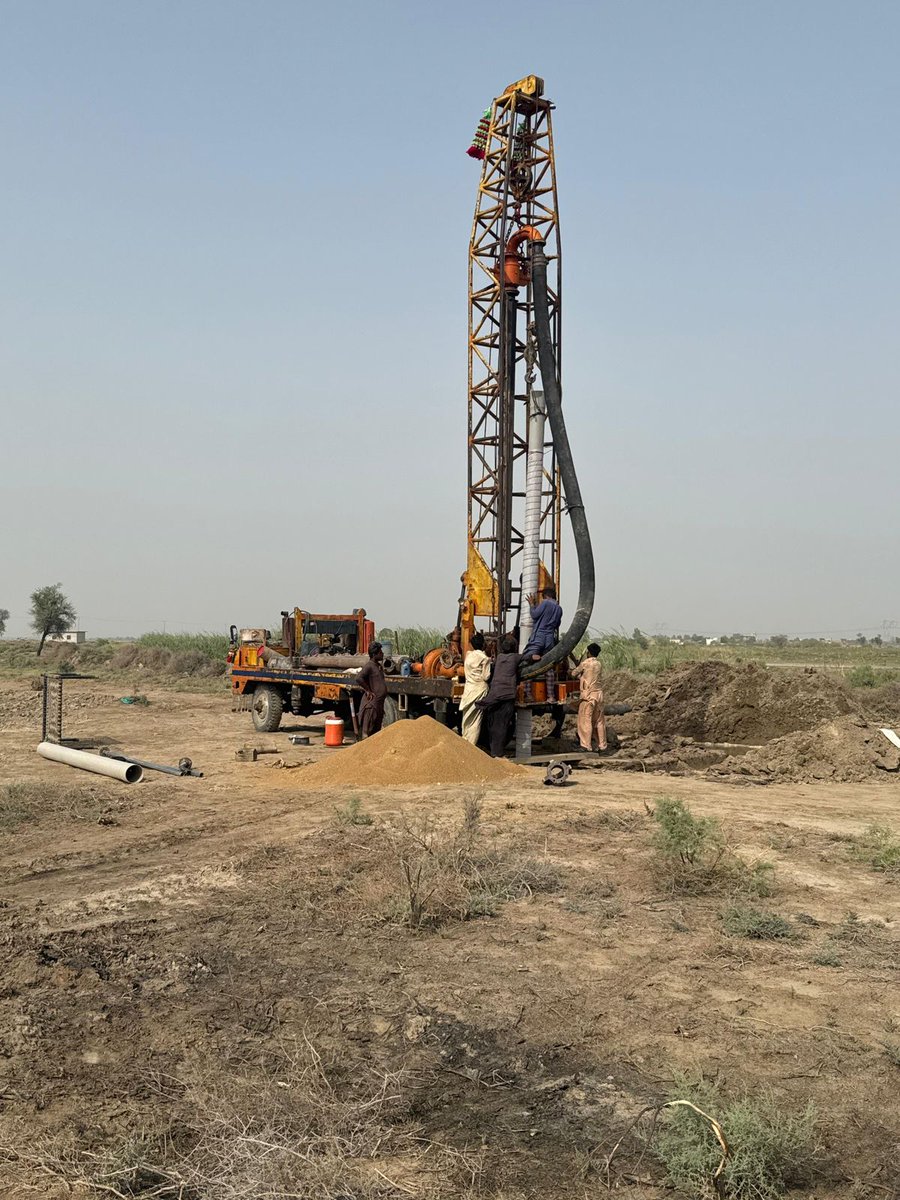 Sheerazkeerio72's tweet image. Mayor Hyderabad @KashifShoroPPP visits Khanpota Water Treatment Plant 🚧
Reviews ongoing work &amp;amp; directs timely completion with quality
Plant to supply 6 million gallons daily, easing water shortage
#Hyderabad #WaterProject #Development #PPP