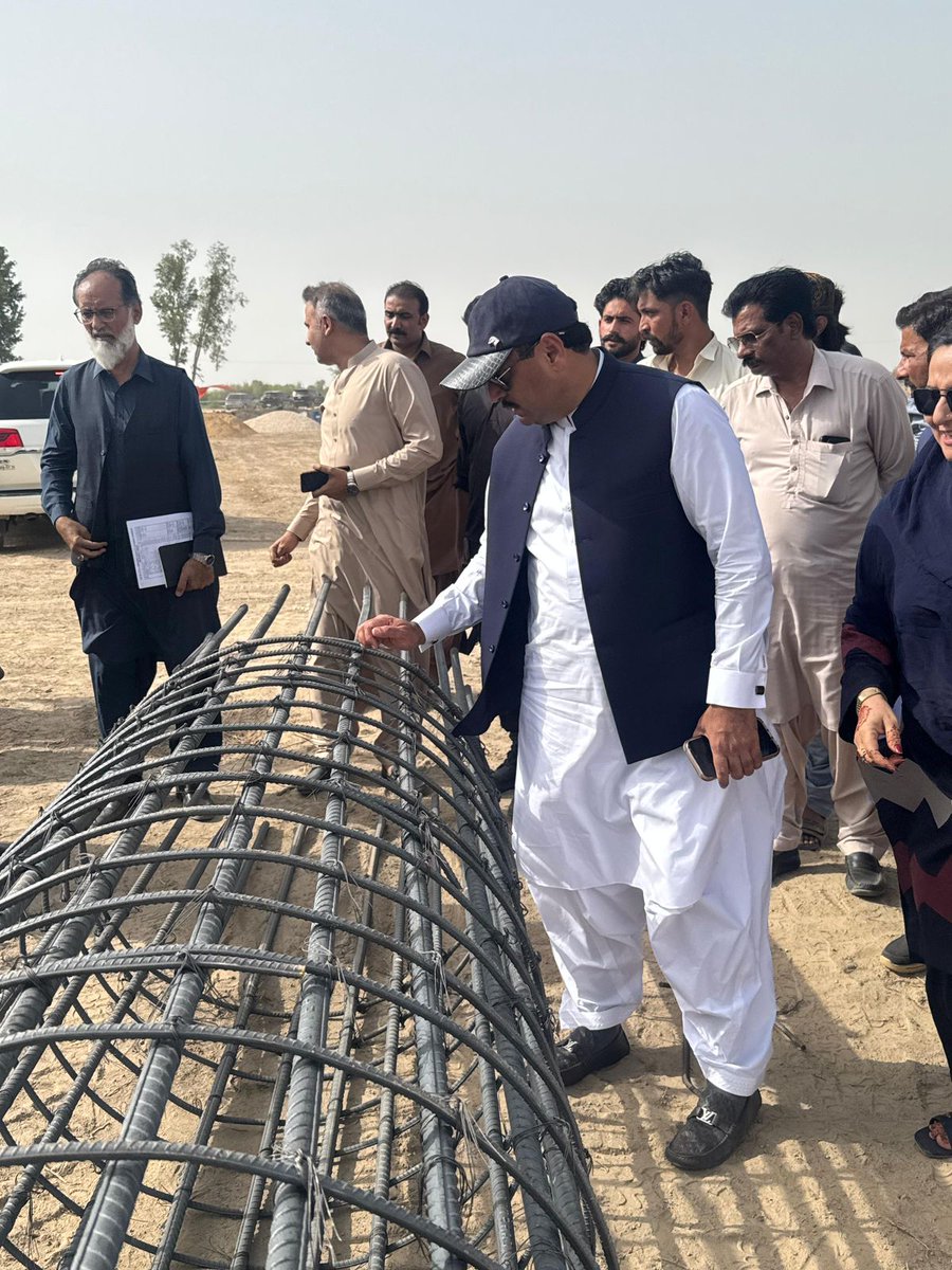 Sheerazkeerio72's tweet image. Mayor Hyderabad @KashifShoroPPP visits Khanpota Water Treatment Plant 🚧
Reviews ongoing work &amp;amp; directs timely completion with quality
Plant to supply 6 million gallons daily, easing water shortage
#Hyderabad #WaterProject #Development #PPP