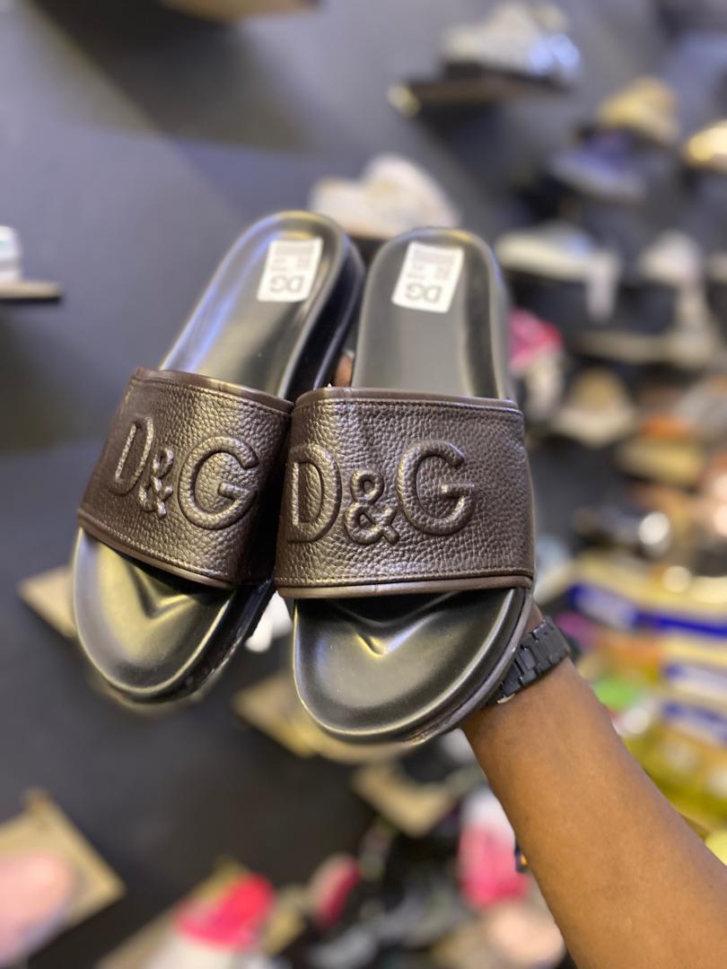 MR BREEZY❄ tweet media