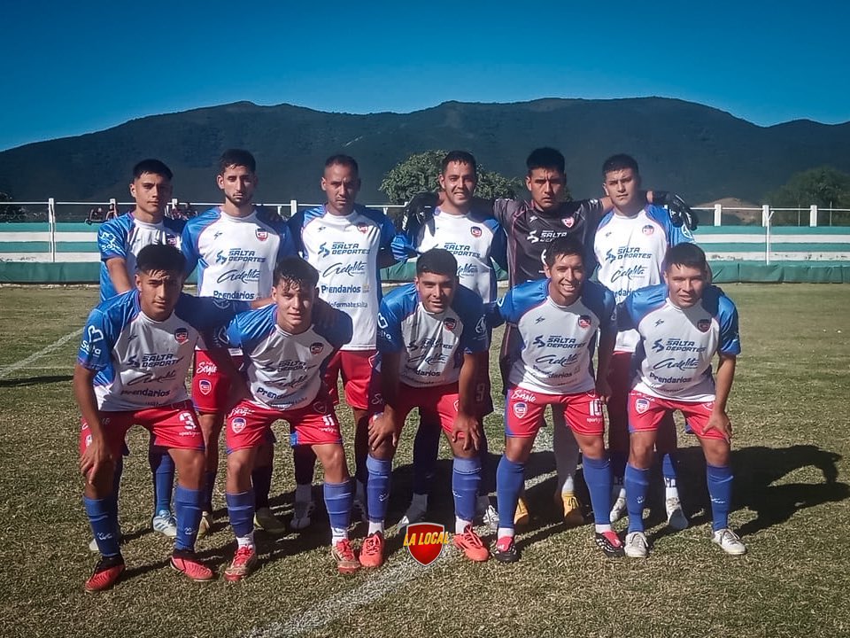 lalocalok's tweet image. 🏆 #CopaSalta | Clasificatorio
🗒️ Estas son las formaciones 
📌 #Mitre 0-0 #Cachorros