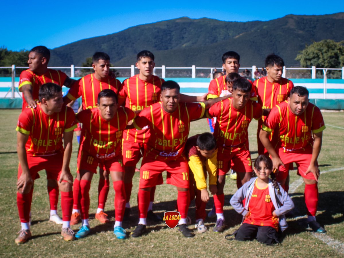 lalocalok's tweet image. 🏆 #CopaSalta | Clasificatorio
🗒️ Estas son las formaciones 
📌 #Mitre 0-0 #Cachorros
