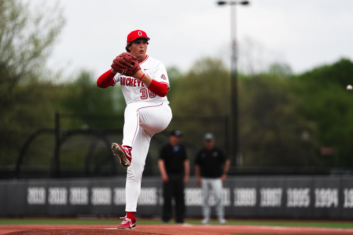 OhioStateBASE's tweet image. Back on the diamond at Bill Davis Stadium this weekend 🙌

🎟️ go.osu.edu/base-26-single…

#GoBucks