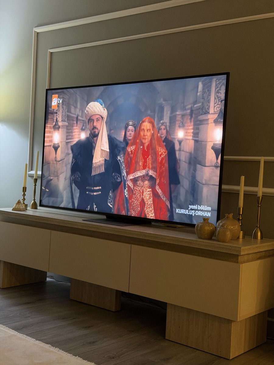 YigitTamer84's tweet photo. @atvcomtr @KurulusVaktidir @KurulusDizisi @orhandizi @ozcelikhhuseyin Bir Taraf Düğün Dernek Bir Taraf Planlar 🤔 https://t.co/xyshnfwP78