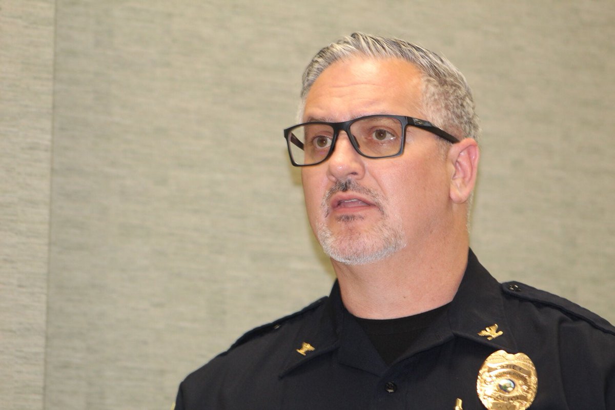 ExponentWVNews's tweet image. Bridgeport Police and the FBI are tracking the phone number behind a recent bomb threat at Bridgeport High School, with suspects facing potential felony charges and prison time.

Read the full story in the comments! 👇

#wvnews #PublicSafety #LawEnforcement #WestVirginia