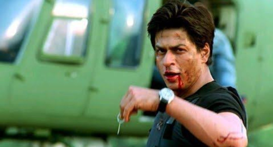 BrijwaSRKman's tweet photo. 22 years since theatres were graced by this gem called Main Hoon Na.

MHN, thank you for making our childhood awesome. Wholesome films like you are a rarity today. ❤️

I can't wait to watch something as chill, fun, lovely &amp; wholesome as MHN, again 🫶 @iamsrk @TheFarahKhan https://t.co/zUFMimKyOc