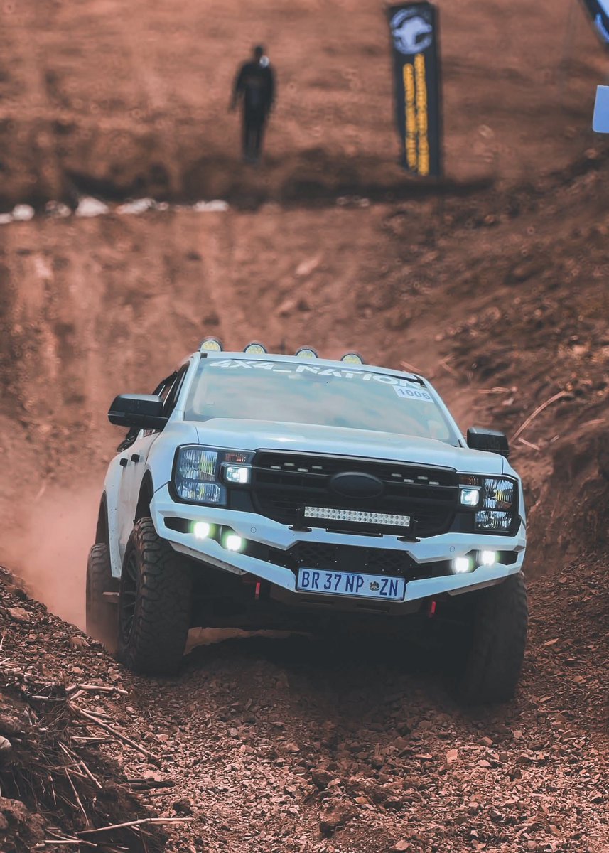 SWARTSKAAP tweet media