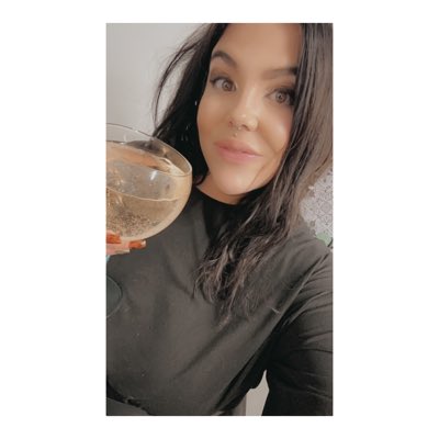 Lauren tweet media