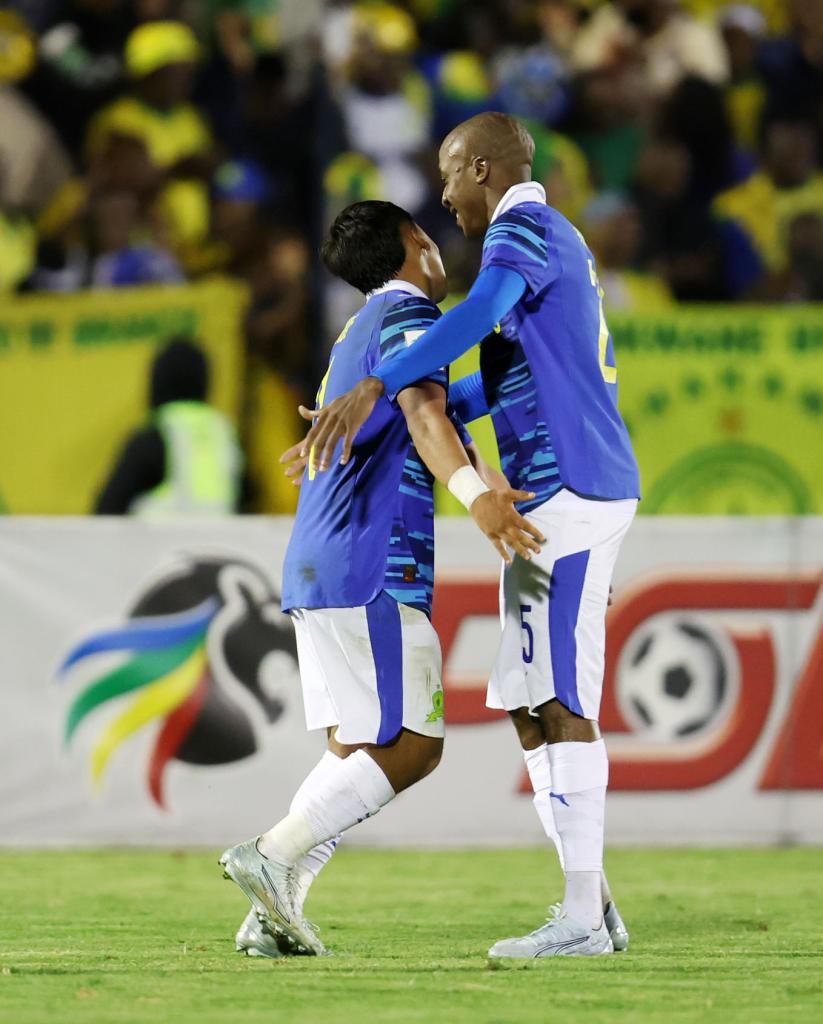 iDiski Times tweet media