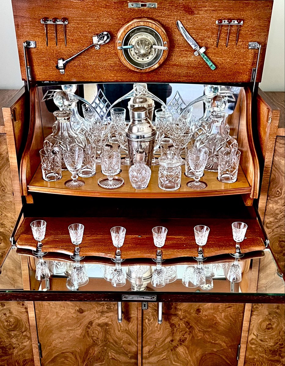CatoCrane's tweet image. DON’t MISS - Excellent Walnut Veneer Fully Fitted #Cocktail Preparation Cabinet &amp;amp; ‘Mouse-man’ Dining Table &amp;amp; #Chairs &amp;amp; Good #Gold &amp;amp; #Silver Jewellery 8th-19th May Timed Auction at TheSaleroom.com/CatoCrane @thesaleroom @GreatArtandDes2 @LivEchonews @HeswallBusiness @heswallmagazine