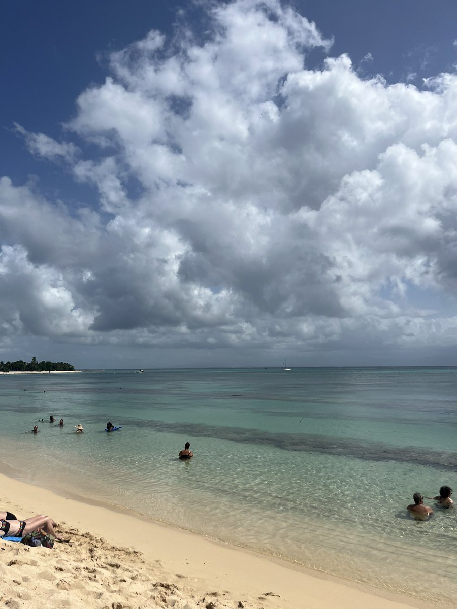 काला चांद tweet media