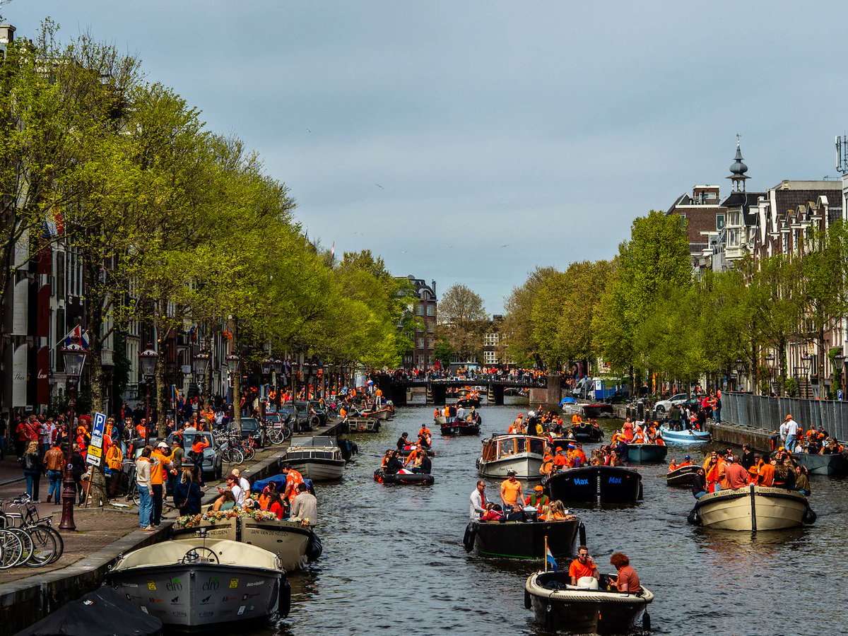 cranendonk29333's tweet image. Wednesday is Pet Reward Day. Spring is kicking off with beautiful weather. It was about time. Now we can enjoy fishing without having to wear thick clothes.

land owner  Clint Scorfield
maps.secondlife.com/secondlife/Spi…
#SecondLife #FishHunt #society #virtualworld