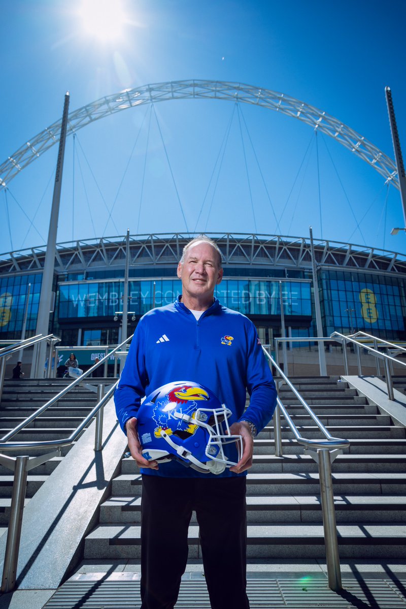 KU_Football's tweet image. Wembley Stadium📍

#RockChalk x @unionjackclasic