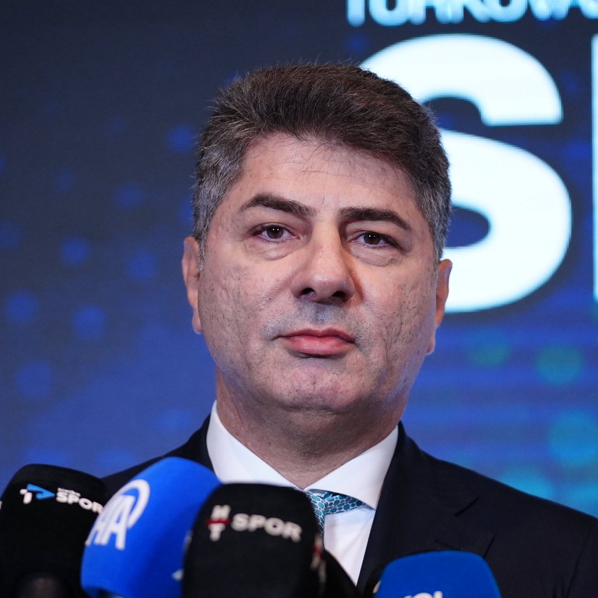 A Spor tweet media