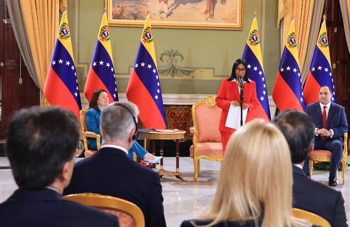 PDVSA tweet media