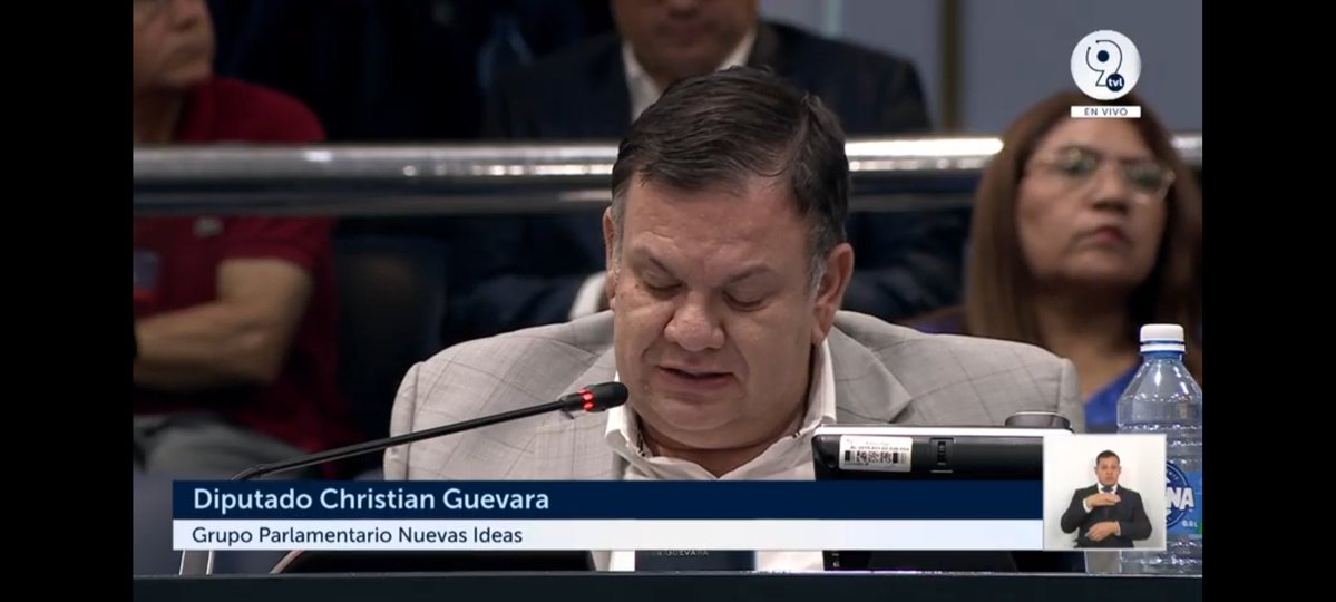 Diputado Guevara también solicitó aprobar con dispensa de trámite reforma al presupuesto para incorporar $2 millones a Ministerio de Turismo para financiar "proyectos estratégicos" para atracción de inversionistas y turistas.