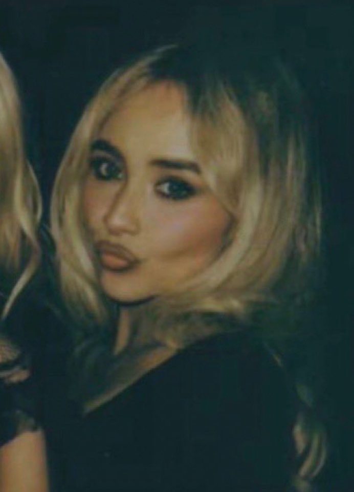 esme ෆ tweet media