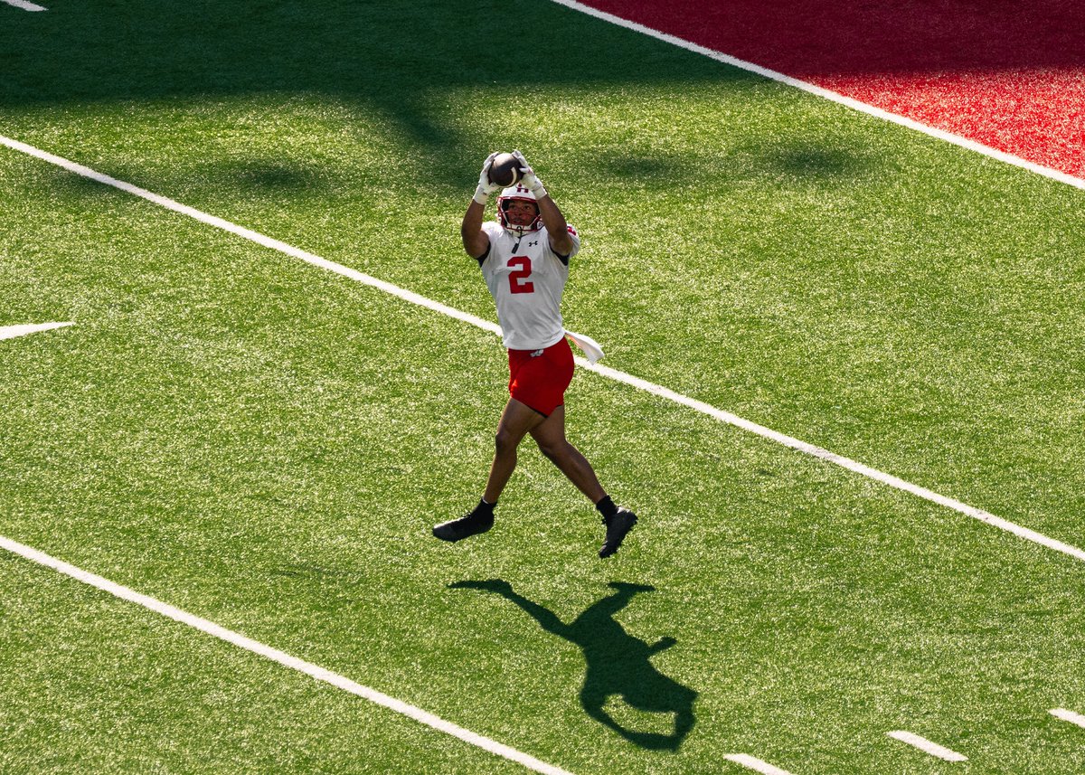 Wisconsin Football tweet media