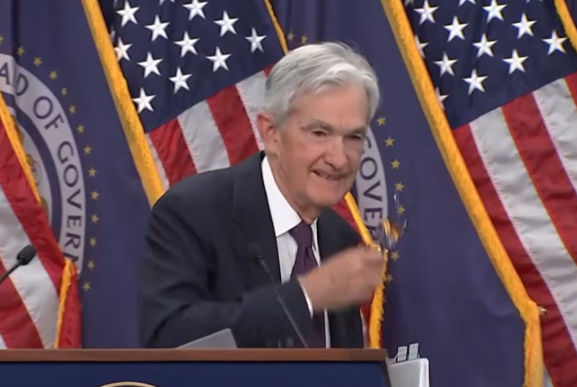 pr1beiro's tweet photo. #fed #jp 
I wont see you next time... 
Damit ist die letzte Rede von JP durch.... 

Durch Blondy sich nicht beirren lassen - trotz des drucks! Und vieles durch Erfahrung richtig entschieden... 

Eine neue Ära der FED-Politik steht vor der Tür. https://t.co/QXT8kXP9oP