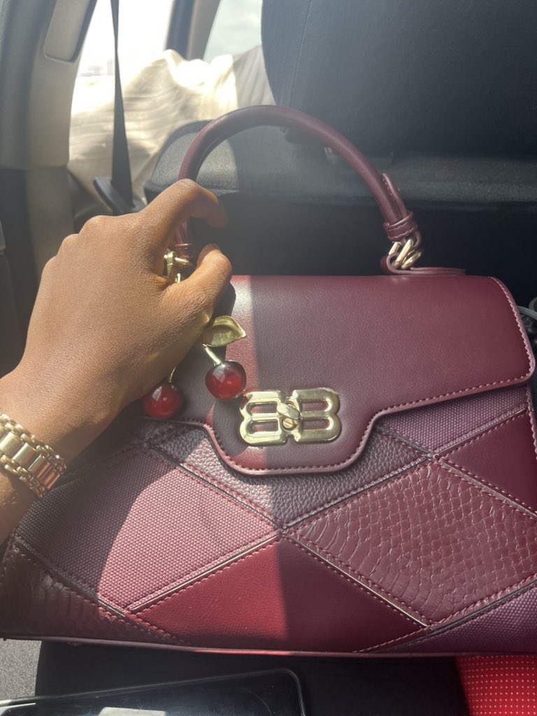 Divine Chukwuemeka tweet media