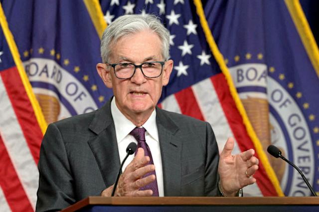 🚨 Déclarations de Jerome Powell 📢

🔹 L’inflation reste élevée, en partie en raison de la hausse des prix de l’énergie. La politique monétaire actuelle est jugée appropriée et favorable aux progrès vers les objectifs de la Fed.

🔹 Les développements au Moyen-Orient ajoutent à