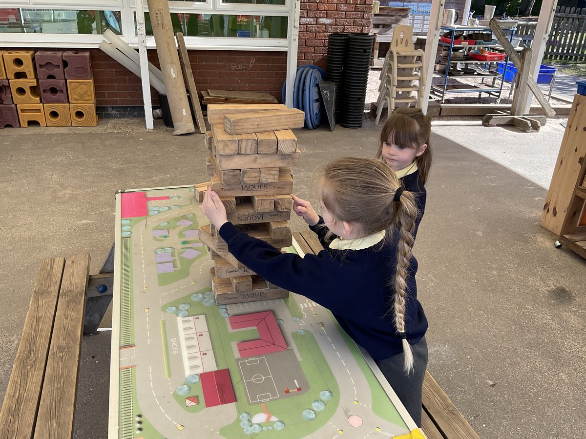 LancotSchool's tweet image. Today Buttercup and Bluebell class learned to play Jenga! 🧱 They took turns and carefully planned their next moves. All the children were such good sports and shook hands when the game was over. 🤝☀️ #funinthesun