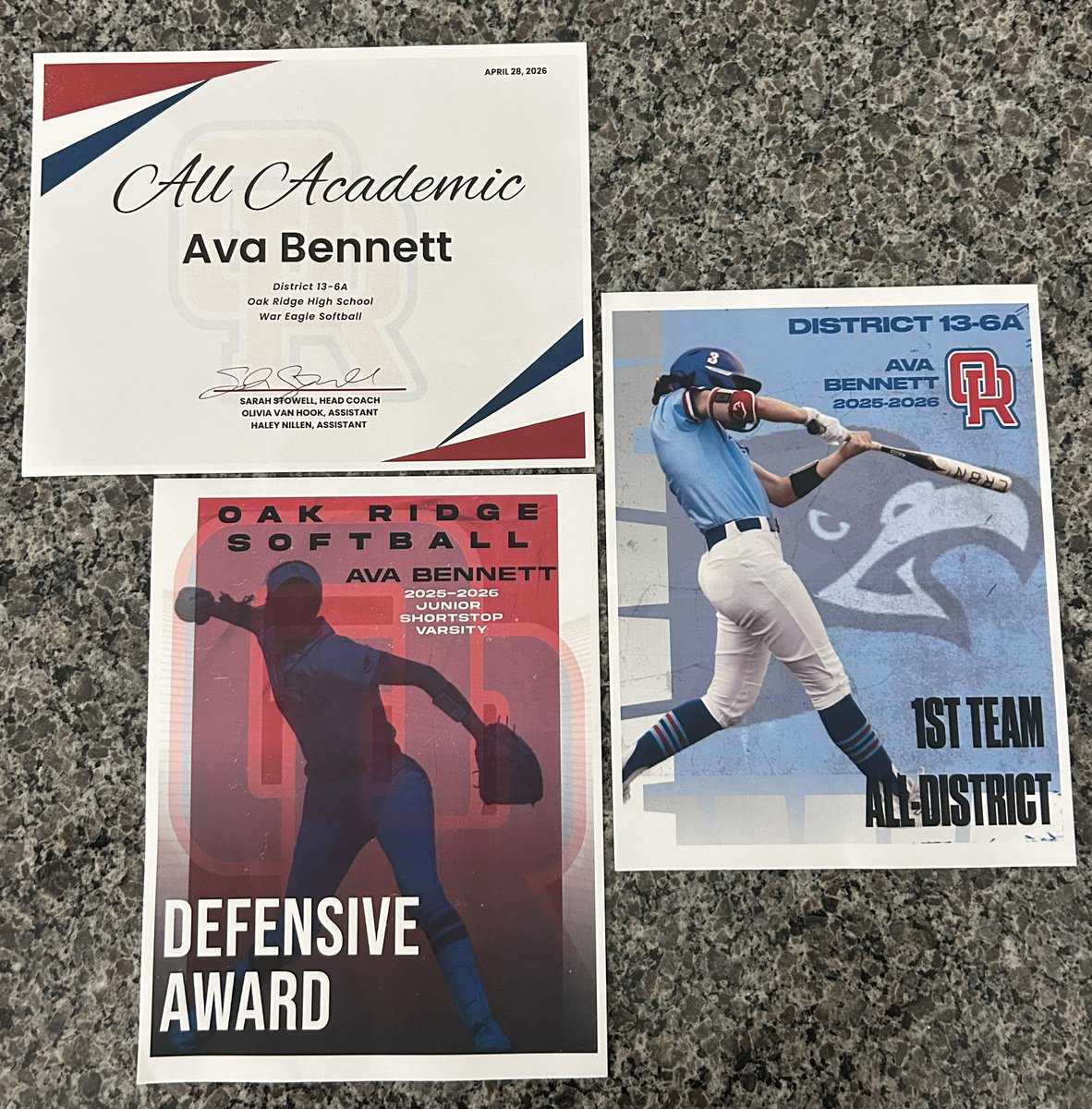 Ava Bennett tweet media