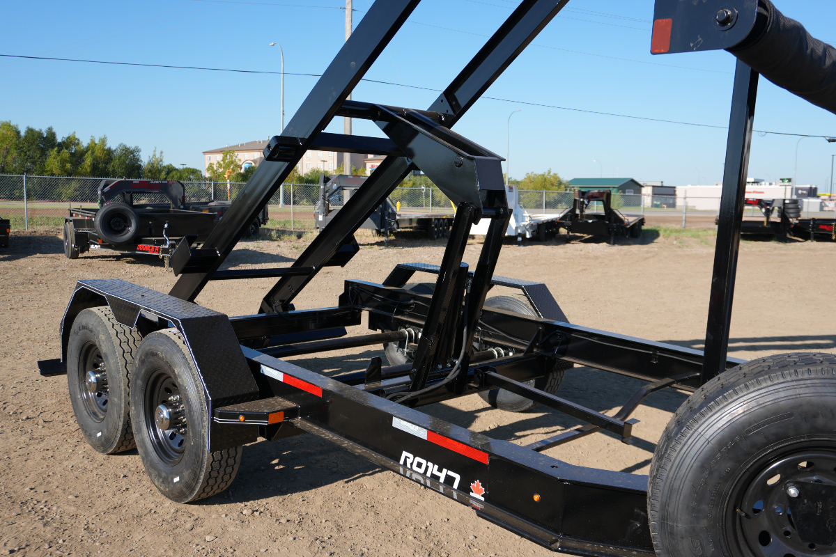 DA_Trailers's tweet image. Roll-Off Dump Trailers: the strength of a dump trailer, the flexibility of multiple bins. Swap bins, haul, and dump with ease for waste, recycling, construction, or landscaping. 😎

Fewer trips. More control.

#DoubleATrailers #RollOff #TrailerTough #DumpTrailers