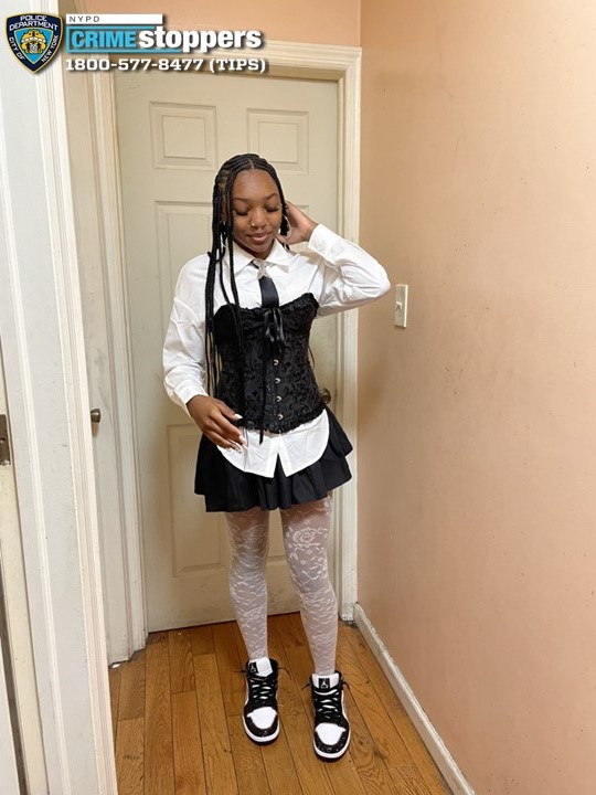 The NYPD is seeking the public’s assistance in locating 17-year-old London Johnson-Barret, who is reported to have been last seen leaving her residence at 217 Beach 44th Street on Sunday, April 19, at approximately 5 p.m.

rockawave.com/articles/missi…
