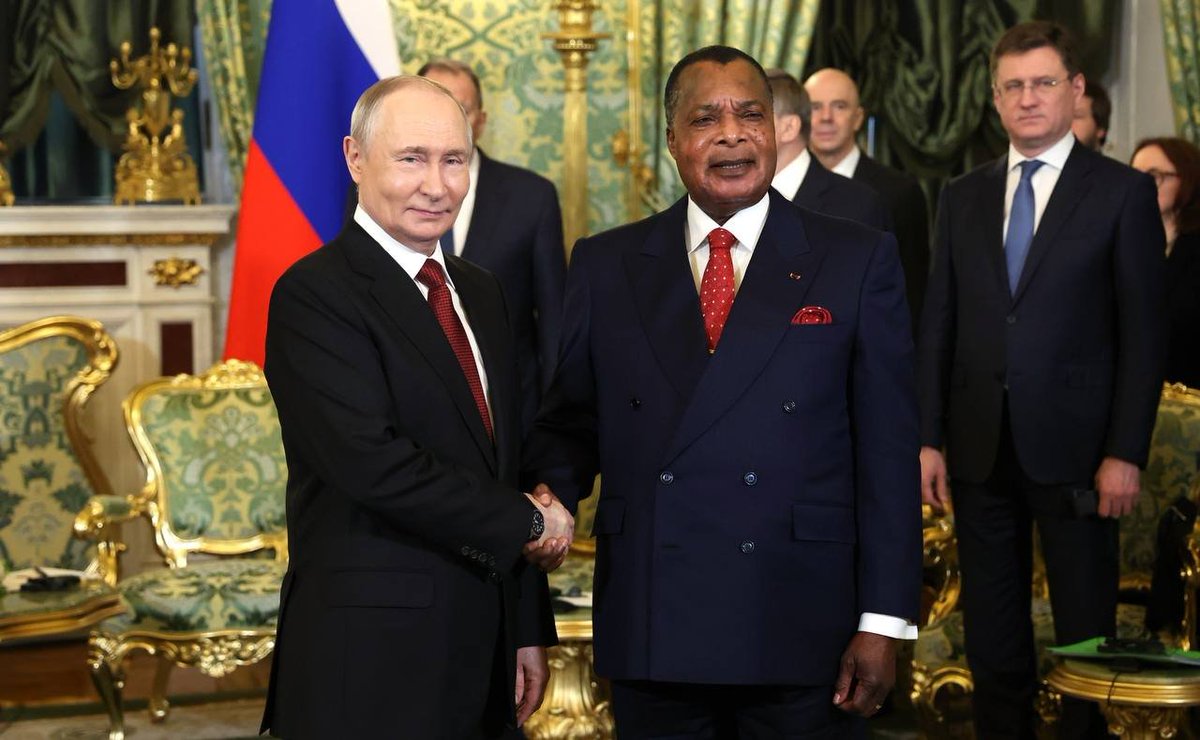mfa_russia's tweet image. 🇷🇺🇨🇬 President Vladimir #Putin to President of the Republic of the Congo Denis Sassou #Nguesso:

🤝 Russia &amp;amp; the Congo have enjoyed full-fledged &amp;amp; good relations.

We appreciate that Russia is the first country you visited upon inauguration.

t.me/MFARussia/29593

#RussiaCongo