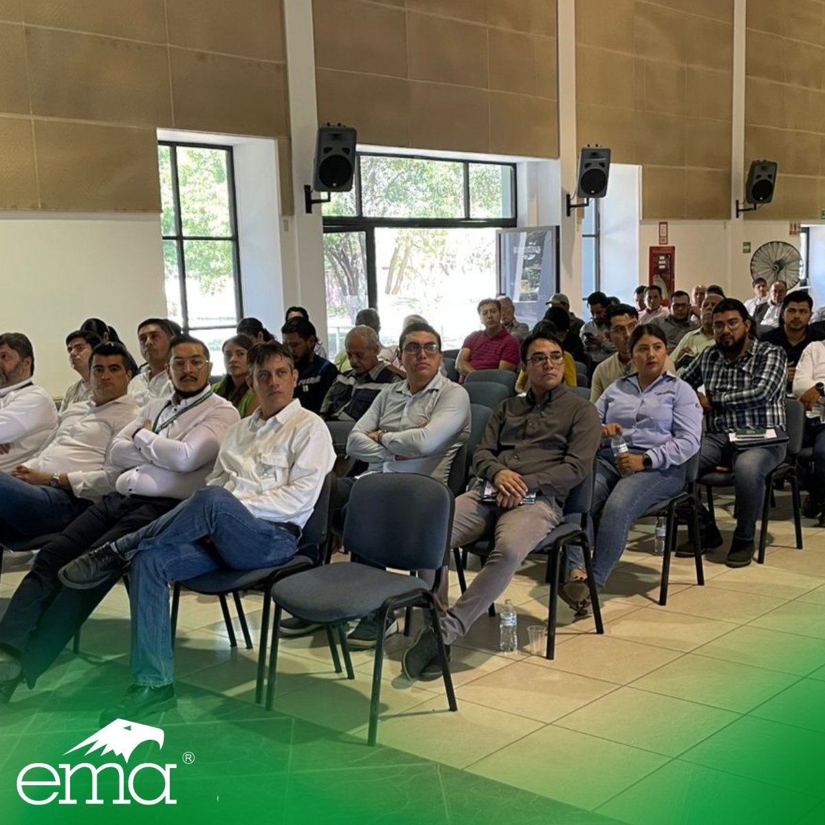 ema_ac's tweet photo. En ema, en conjunto con @SENER_mx , @CONUEE_mx  y @PROFEPA_Mx , llevamos a cabo este espacio de diálogo y colaboración enfocado en fortalecer la infraestructura de la calidad, la eficiencia energética y el cumplimiento normativo en México.

Con gran participación de asistentes, esta jornada reunió a autoridades, especialistas y organismos acreditados.

🙌 Agradecemos el recibimiento de LAPEM  de @CFEmx por el recibimiento en sus instalaciones, así como la participación de todos los asistentes y, especialmente, de nuestros organismos acreditados, quienes forman parte fundamental de este ecosistema y hacen posible la confianza técnica en el país. 🤝

Extendemos también nuestro reconocimiento a las instituciones que nos acompañaron, entre ellas la @secturgto , la @economiagente , la @aguagobgente  y la #Dirección_General_de_Energía_del_Estado_de_Guanajuato, por su participación en este encuentro.

🚀 Seguimos avanzando.
Mantente atento a nuestras próximas fechas.
